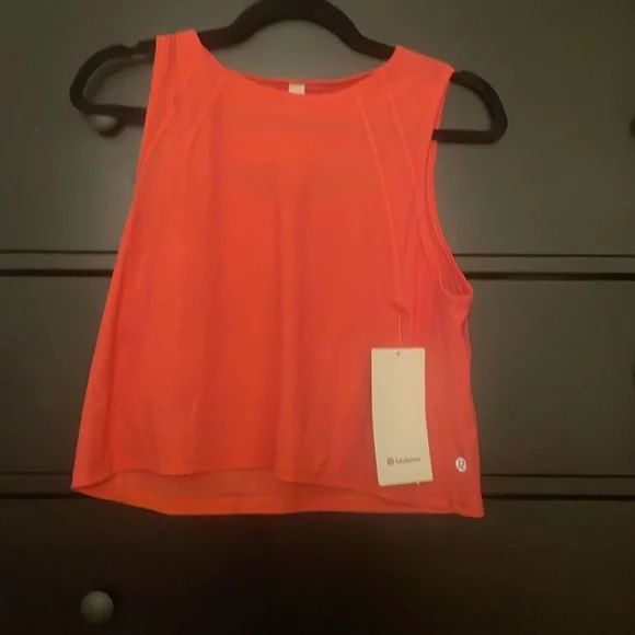 Lululemon Top - Picture 1 of 4